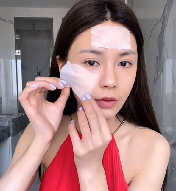 沈夢辰素顏引爭議，鼻子大皮膚黑像男人，貼鼻貼轉換鏡頭太可疑