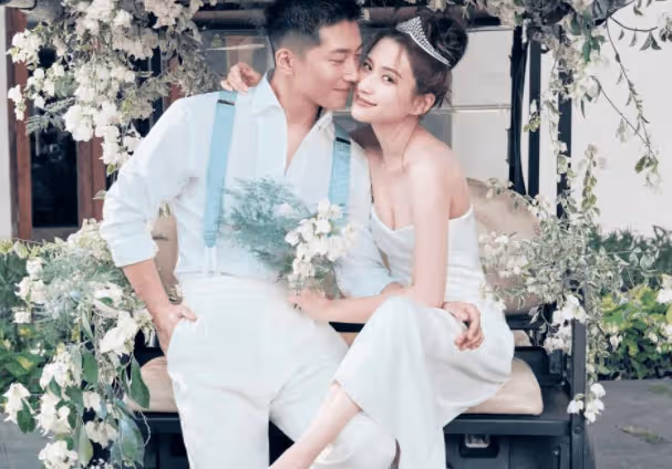 唐嫣調侃竇驍:蜜月後什麼時候回老家辦酒席?何超蓮的回應讓人笑翻