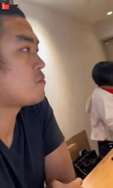 李立群:過生日兒子點菜太寒酸,不滿離場,表示這個生日不過也罷