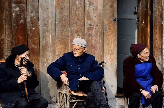 喪偶再尋第二春!62歲嬤「差一步人財兩失」記取教訓 不管老伴對你再好「若開口2點請立刻走人」