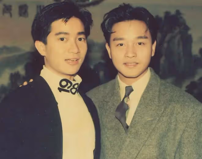 陳百強去世30年悼念活動,3位哥哥姐姐罕露面,待粉絲親切如家人