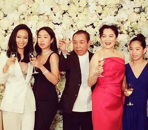 港媒曝林青霞離婚細節,小三和私生子真容曝光,林青霞資產輸慘了