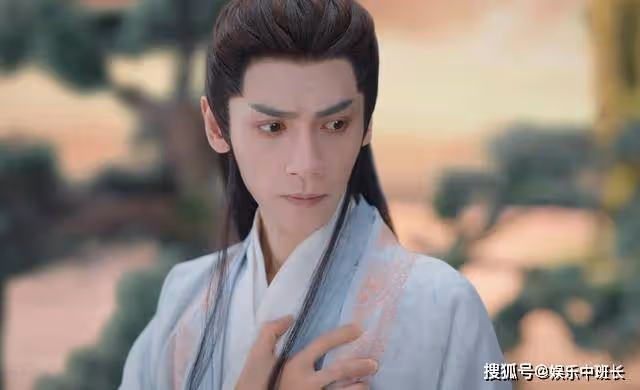 《長月燼明》澹臺燼沒了邪骨，為何還是改不了命？黎蘇蘇白跳城樓了