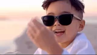 周杰倫香港演唱會將開唱,不舍1歲小女兒,父女倆夕陽漫步好溫馨