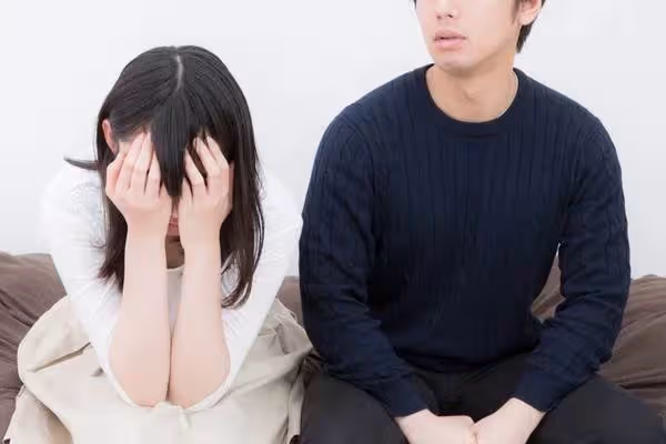 被老公甩一巴掌，我賭氣回了娘家等不到道歉，10天後閨蜜來電：你去了大草原？瞬間清醒！