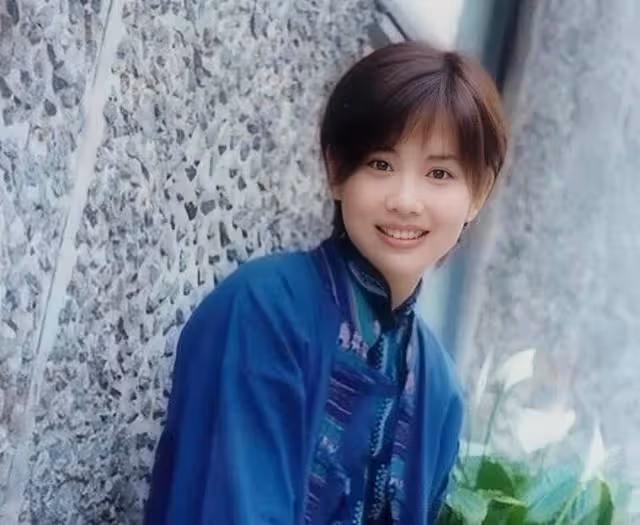 恭喜!香港知名女星曬照宣布減肥成功,半年減掉24斤顏值重回巔峰