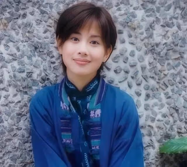恭喜!香港知名女星曬照宣布減肥成功,半年減掉24斤顏值重回巔峰