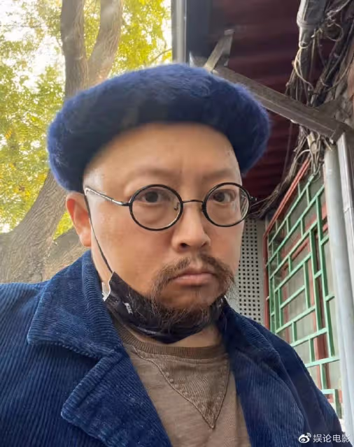 知名編劇被多名女孩指控騷擾,媒體被他拉黑,網曝把女孩當閨蜜