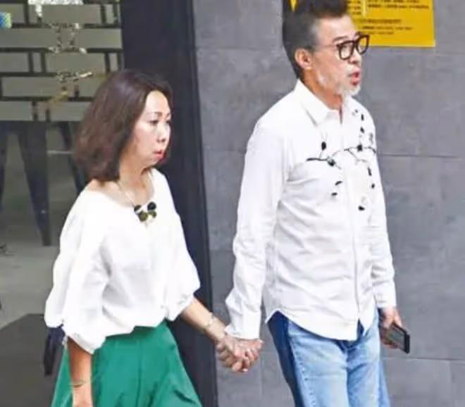 知名港星喪妻大受打擊失聯!兩人當年雙雙出軌,女方被癌症折磨