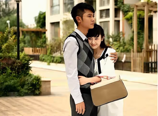「戀愛腦」洪欣的半生:未婚生子,被7個男人甩,被小奶狗騙色