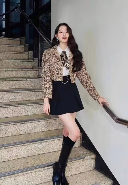 這樣的身材比例真實嗎？極致美顏和高挑身材，張元英再次驚艷眾人