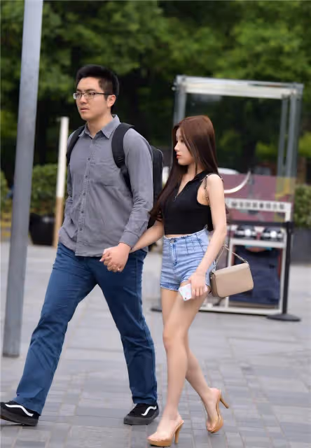 你是不是有點嫉妒你完美的身材？為什麼你的身體這麼漂亮
