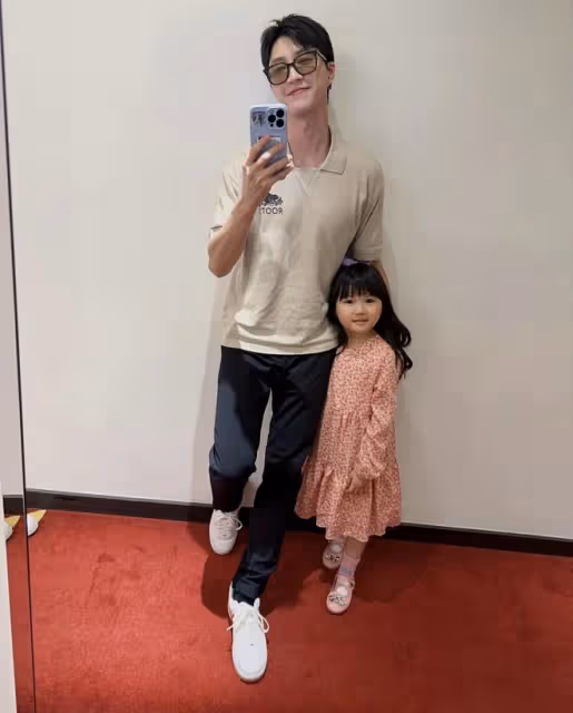 江宏傑久違曬女兒,5歲愛拉醬公主范兒十足,比媽媽福原愛還漂亮