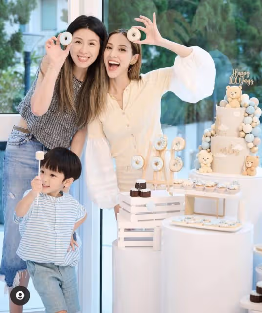 51歲鄭嘉穎曬全家福，為幼子辦party慶祝百日，3個兒子全是高顏值