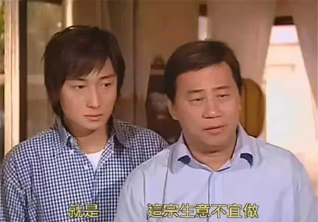 知名港星攜子為愛妻慶生!61歲壽星狀態大勇,兒子已經入行多年
