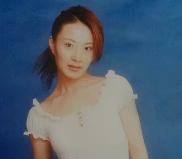演員劉莉莉:二婚嫁圈外丈夫,靠「巧姑」成名,65歲依舊很美