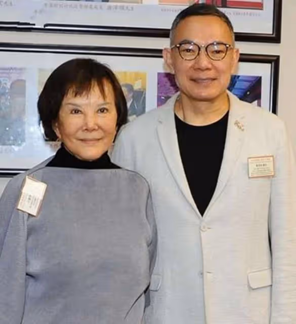 知名富婆與小15歲老公打情罵俏!曾埋怨沒夫妻生活,79歲狀態回春