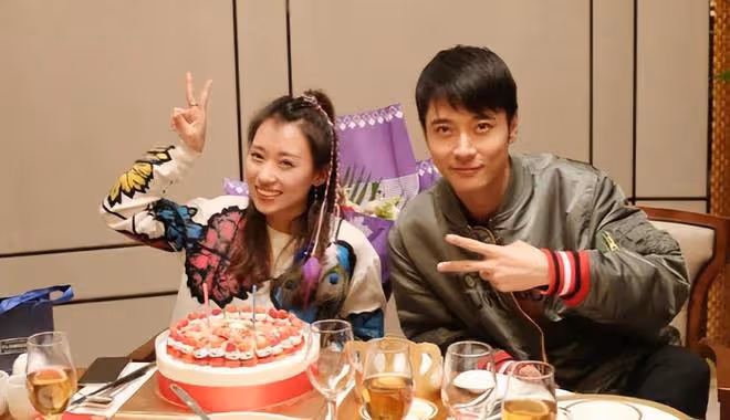 洪欣張丹峰相識19年時間線回顧,大家恭喜洪欣脫離苦海