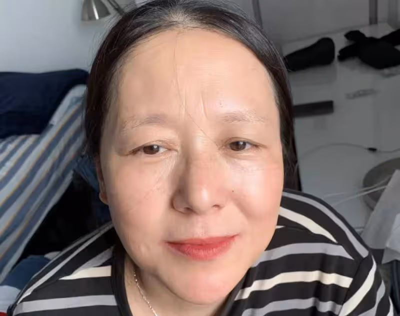 50歲的女人，酸了就不用補了，畫這3個地方就夠了，優雅又好看