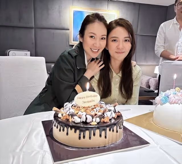 厲害!TVB富貴女星攜劇組同事慶生,曝直播帶貨銷售額突破五百萬
