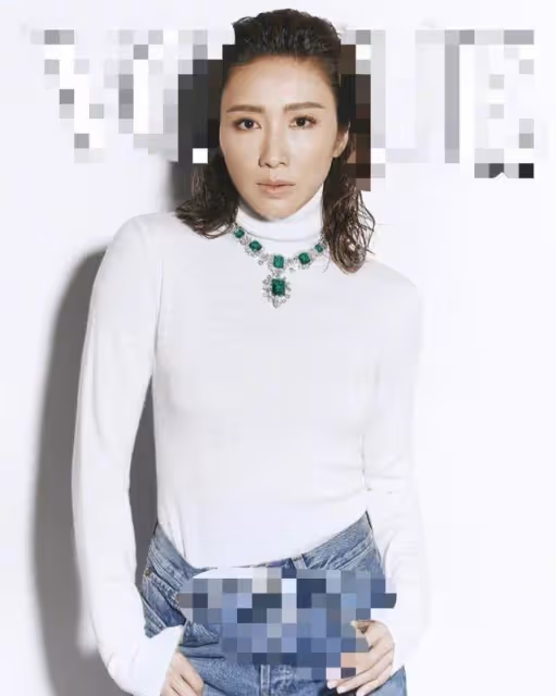 黎姿拍攝雜誌封面,49歲容貌大變樣,戴千萬珠寶也難掩老氣