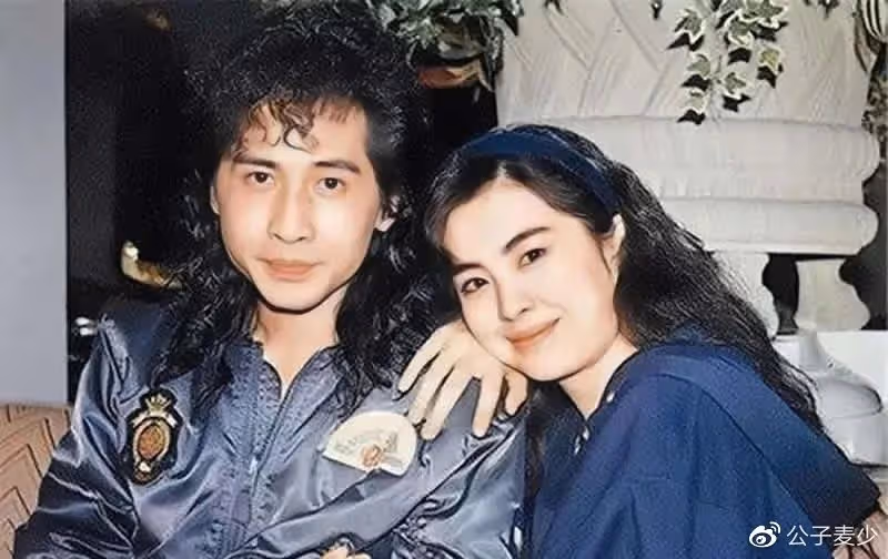 她經歷9個男人，無縫銜接，現在依然是頂流，無數男人的女神