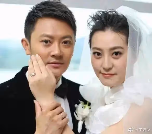印小天在泰國跳熱舞！精神狀況引擔憂，他的慘狀拜這2個女人所賜