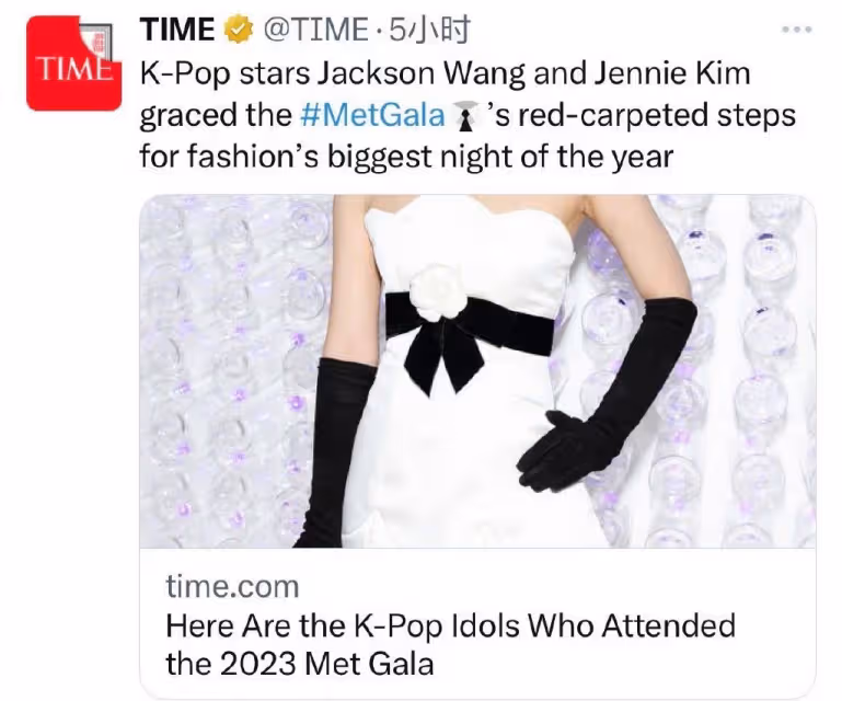 42歲宋慧喬和27歲Jennie同框,成為時尚焦點!