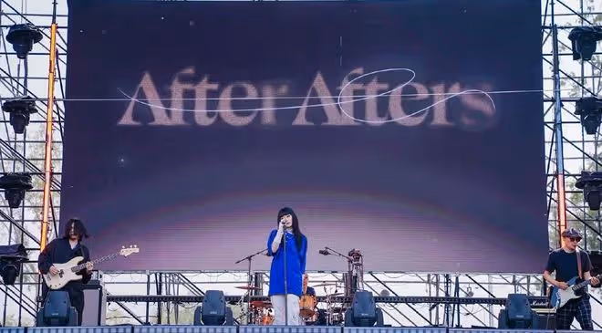 竇唯21歲小女兒登台演出!酷勁十足被指像王菲,媽媽曾小三上位