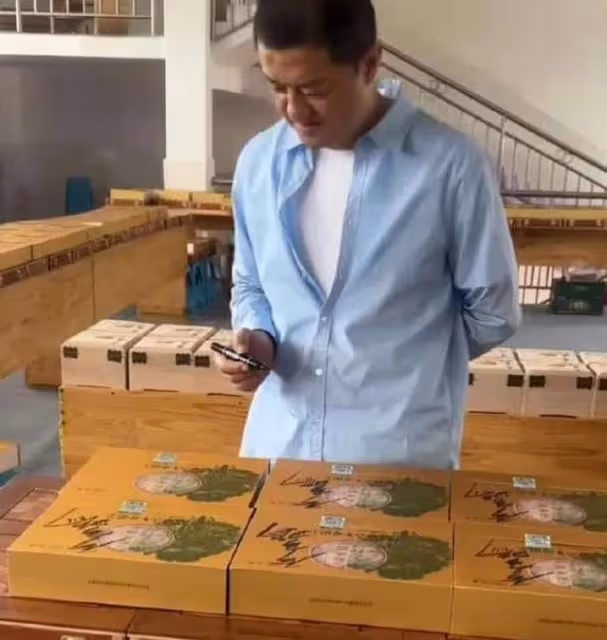 廣西這一夜,撕下了李亞鵬經商23年來的遮羞布,精英人設徹底崩塌