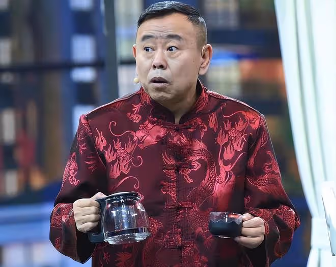 別再被一句「家人們」騙了！瘋狂小楊哥、李佳琪、劉畊宏被點名了