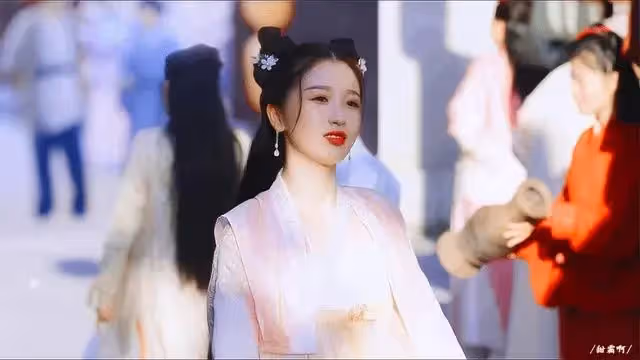 95花形成「三足鼎立」:征服三大導演,占據影視圈的半邊天