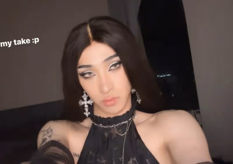 伊能靜兒子無懼爭議再穿女裝！秀直角肩妝容誇張，扭動身姿自信嫵媚