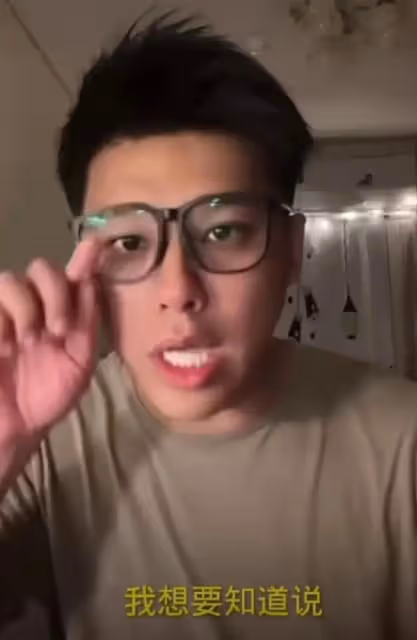 小S最新採訪盡顯聰明,被問及汪小菲笑而不答,透露被大S下封口令