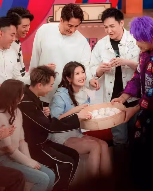 10年星途發展平平!TVB綠葉因此有過輕生念頭,曾劇中靠脫衣上位