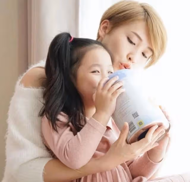 感情經歷坎坷!TVB女星曾幫偷食前任還債,遇到現任卻又變成繼母