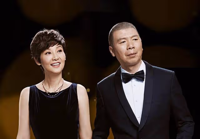 5位當後媽的女星，一輩子沒生育過，如今最大的63歲，最小的44歲