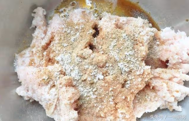 原來午餐肉做法這麼簡單，學會以後從此告別午餐肉罐頭