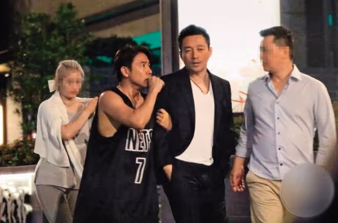 汪小菲接女兒放學過家門而不入,與友人深夜買醉,偶遇小S遭無視