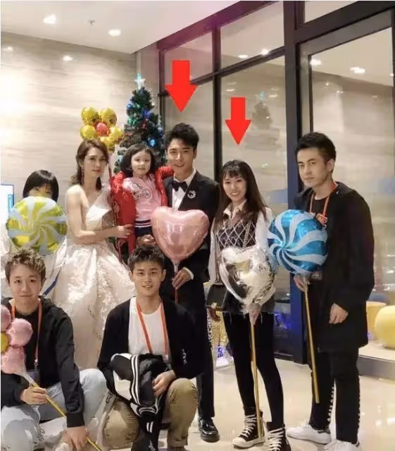 畢瀅罕曬美照,稱張丹峰洪欣視頻封面是她所選,評論區遭圍攻