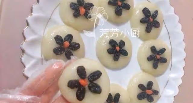 只需要一碗糯米粉，2分鐘學會糯米糕，香甜軟糯又Q彈，全家搶著吃~