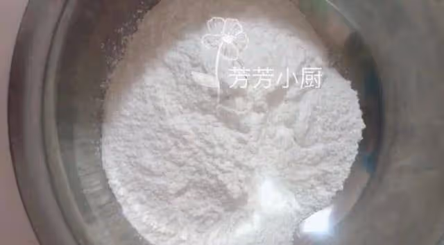 只需要一碗糯米粉，2分鐘學會糯米糕，香甜軟糯又Q彈，全家搶著吃~