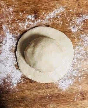 做玫瑰花酥餅加上它,放3天都不會硬,皮酥餡鮮,怎麼吃都不膩~