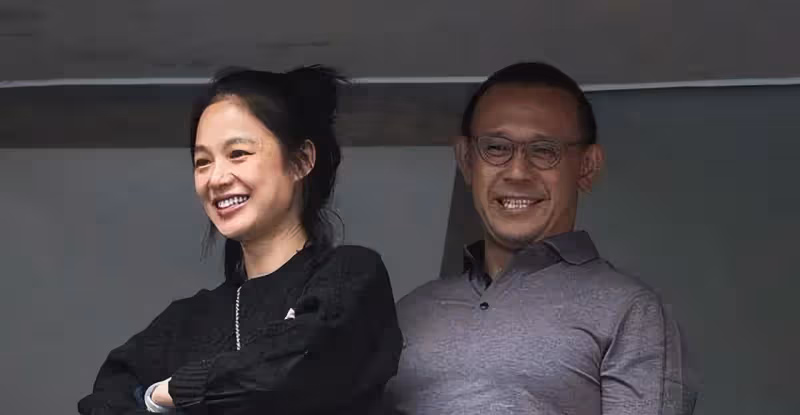 姜文第一次為了愛情向世俗低頭？傲氣硬漢為何對周韻如獲至寶