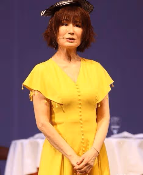 她才是貴圈真正的「天山童姥」,趙雅芝也得排在她後面