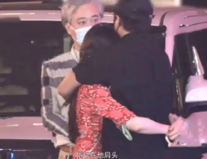 陳思誠被曝將小女友阮巨送給大佬陪酒,女方疑懷孕逼婚不成鬧僵