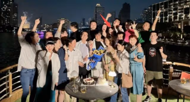 陳思誠被曝將小女友阮巨送給大佬陪酒,女方疑懷孕逼婚不成鬧僵