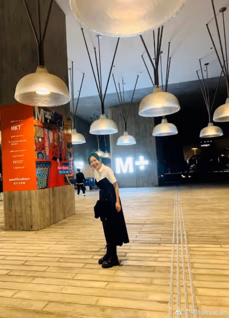 TVB離巢視後與異性合體慶生!餐廳被偶遇,兩人關係引猜測