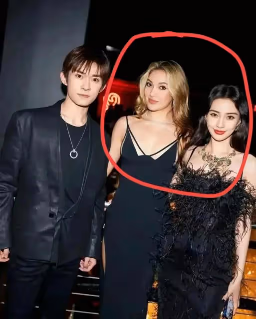 楊穎離婚後流言不斷,曬與谷愛凌合影只管自己美,谷愛凌發圖反擊