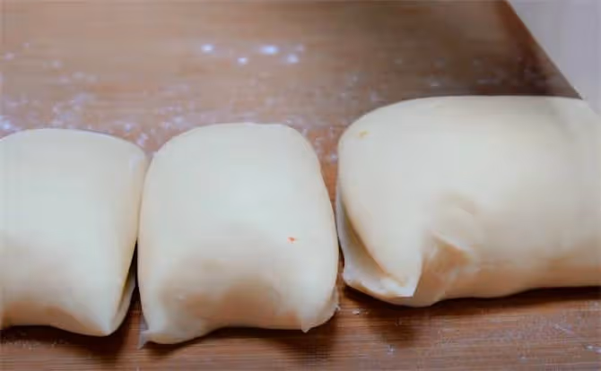 自製麵包,7分鐘揉出手套膜,鬆軟拉絲,比電飯煲蛋糕簡單又好吃